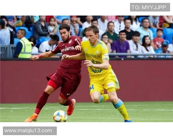 重庆羽毛球队在邀请赛中的实力表现与欧冠足球的精彩对比分析